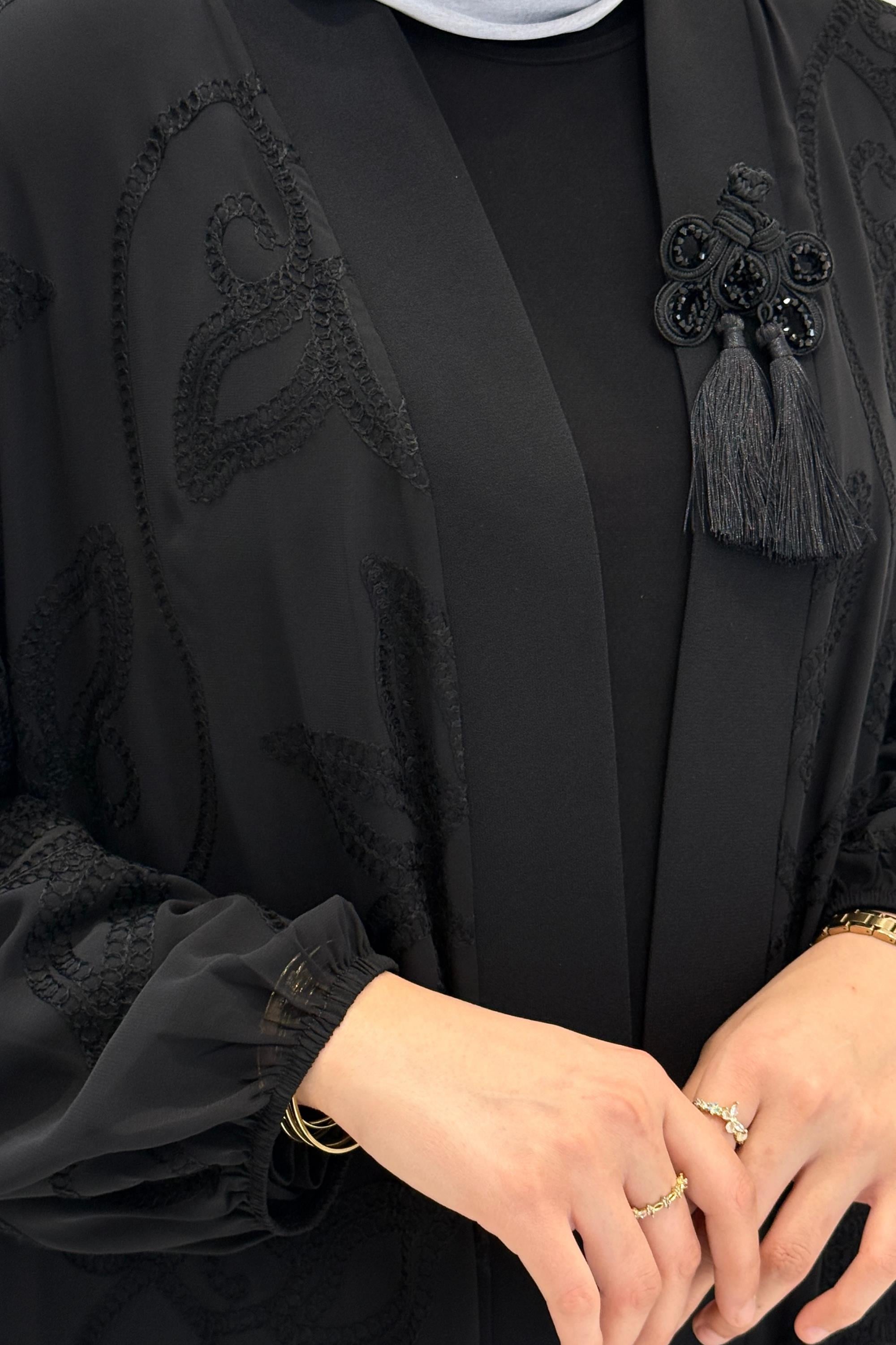 Orhan Store Püskül Aksesuarlı Şifon Abaya Siyah OTW1118