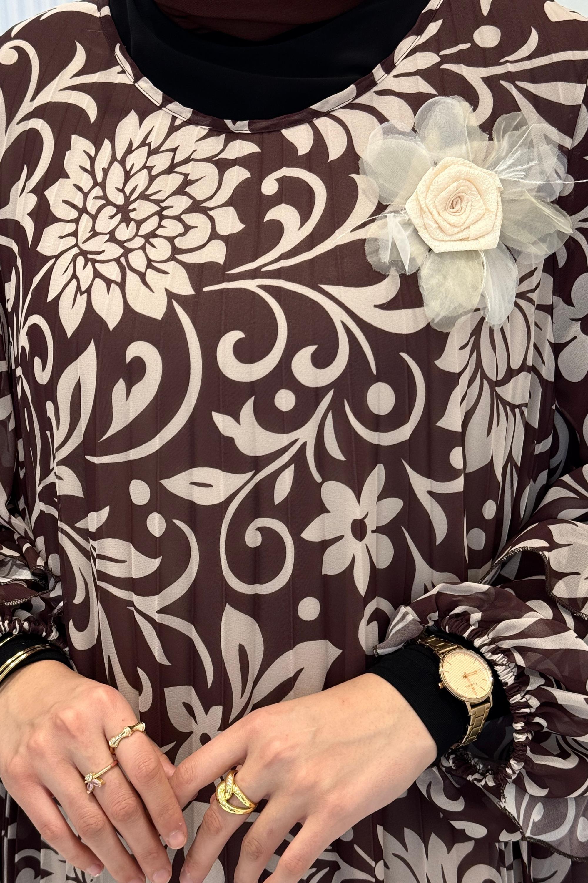 Piliseli Şifon Çiçek Desenli Büyük Beden Elbise Kahve OTW6003