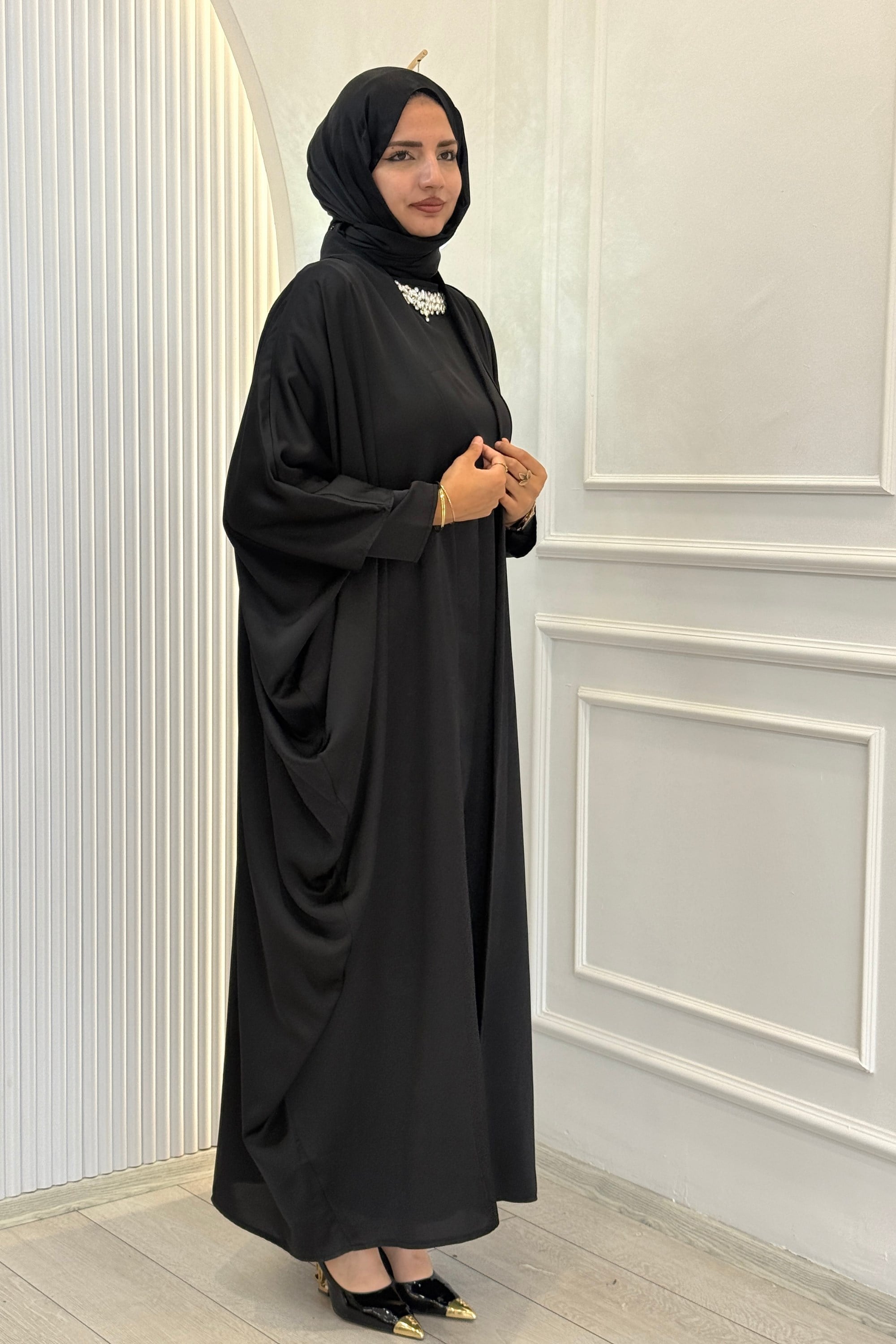 Taş Detaylı İç Elbiseli Tesettür Abaya Takım Siyah OTW9785