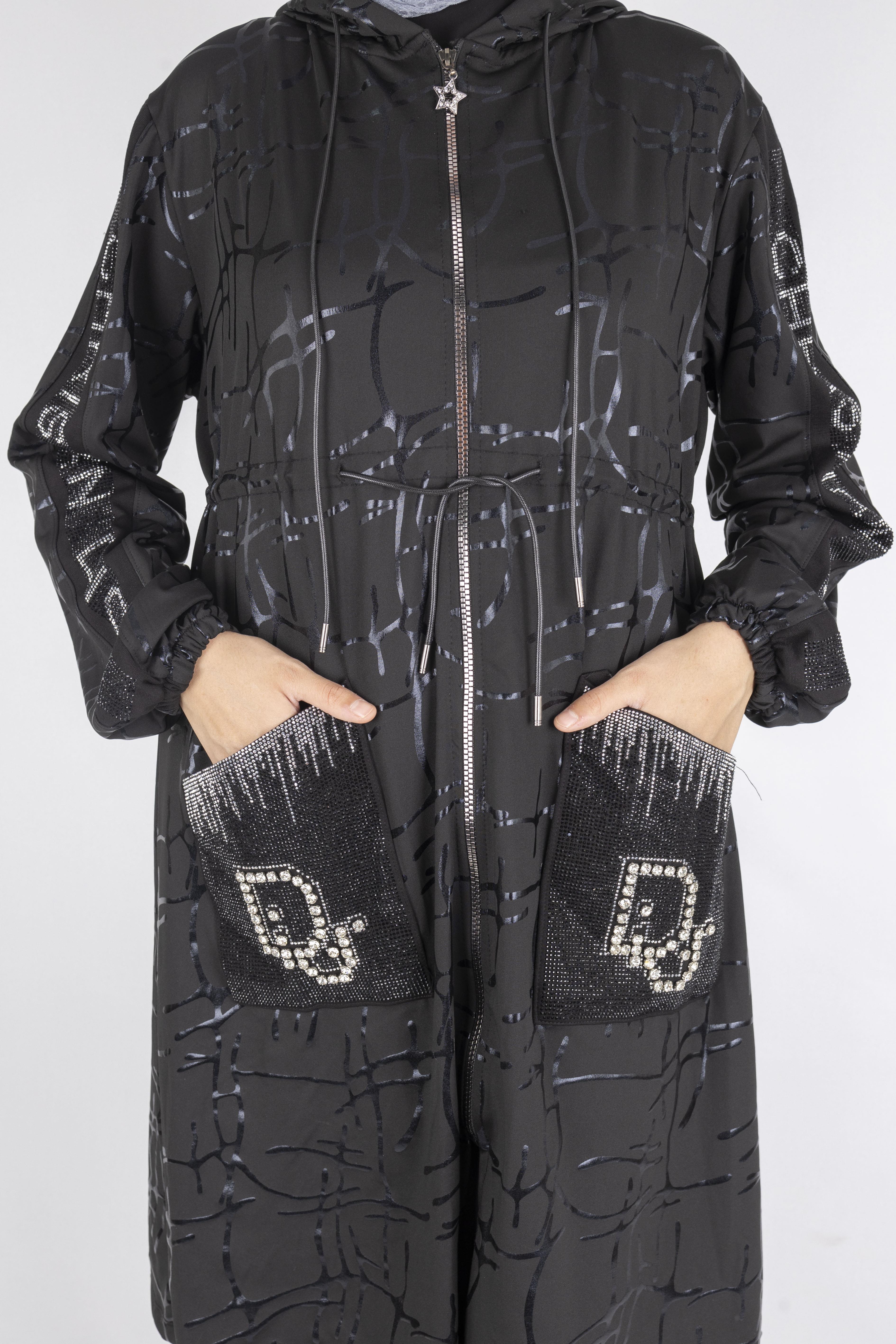 Taş İşlemeli Cepli Fermuarlı Tesettür Kap Siyah OTW1005