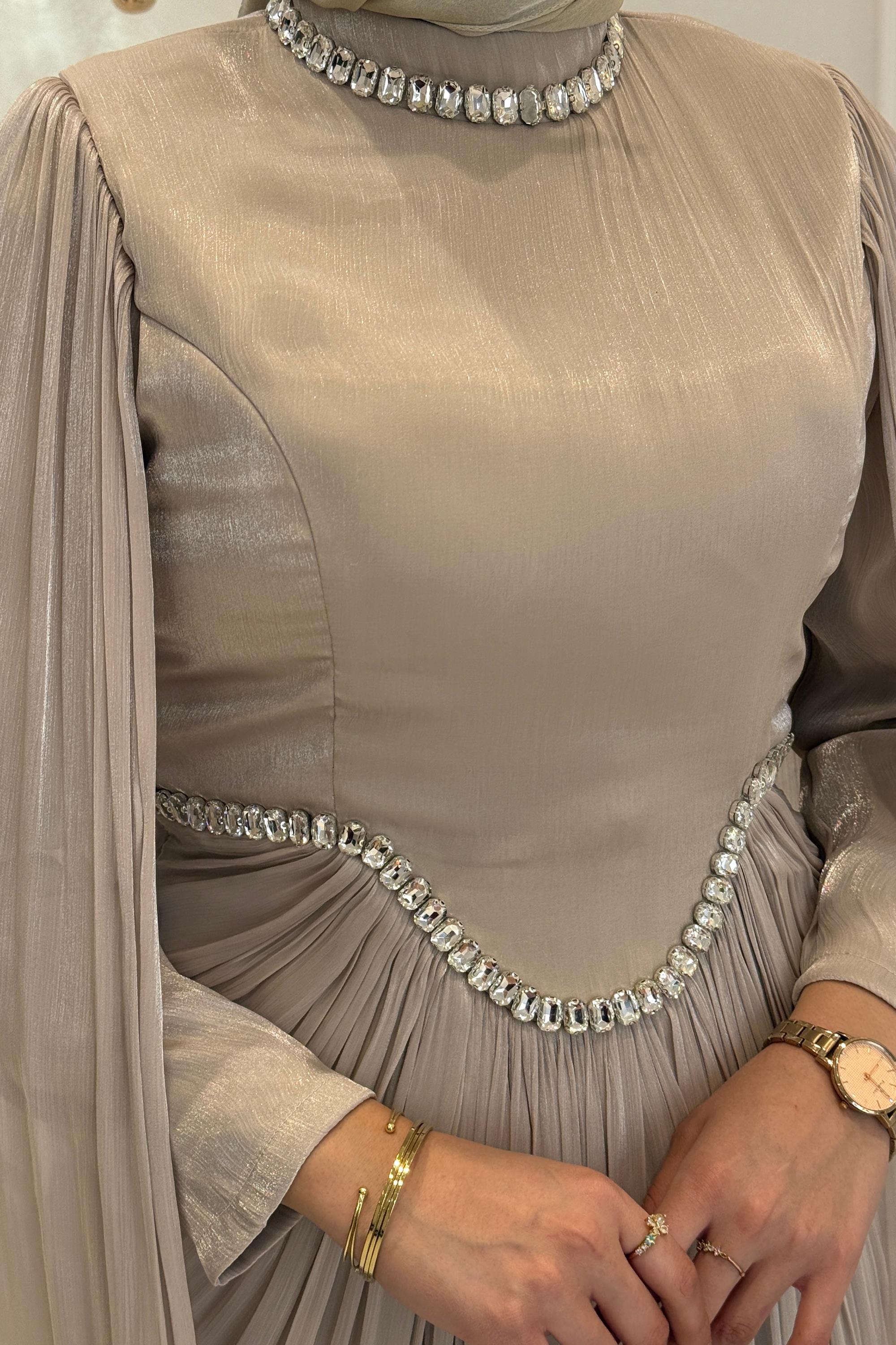 Taş İşlemeli Pelerin Kol Janjan Abiye Bej OTW4817