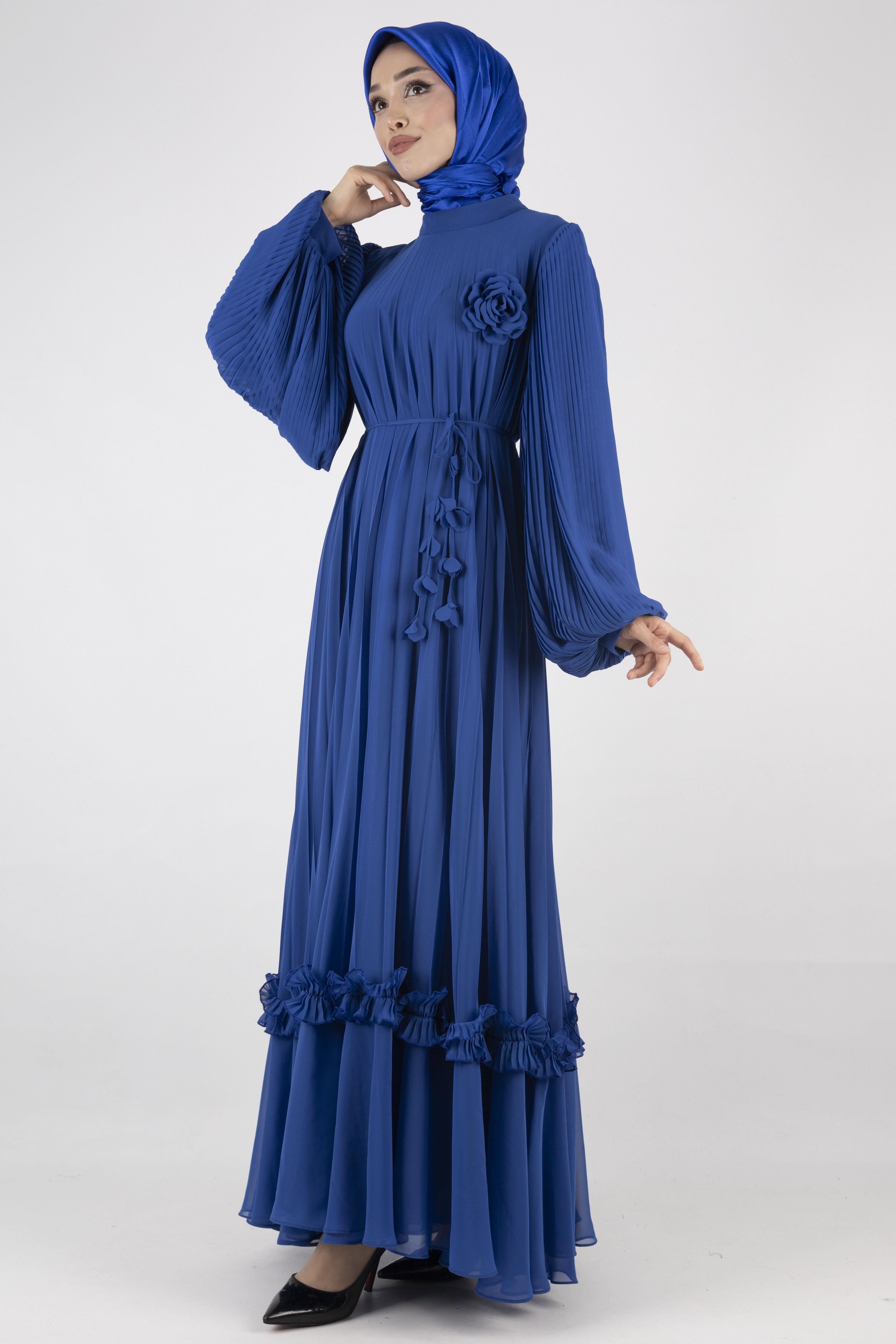 TASARIM BÜYÜK BEDEN  PİLİSELİ ŞİFON ELBİSE Saks OTW44136