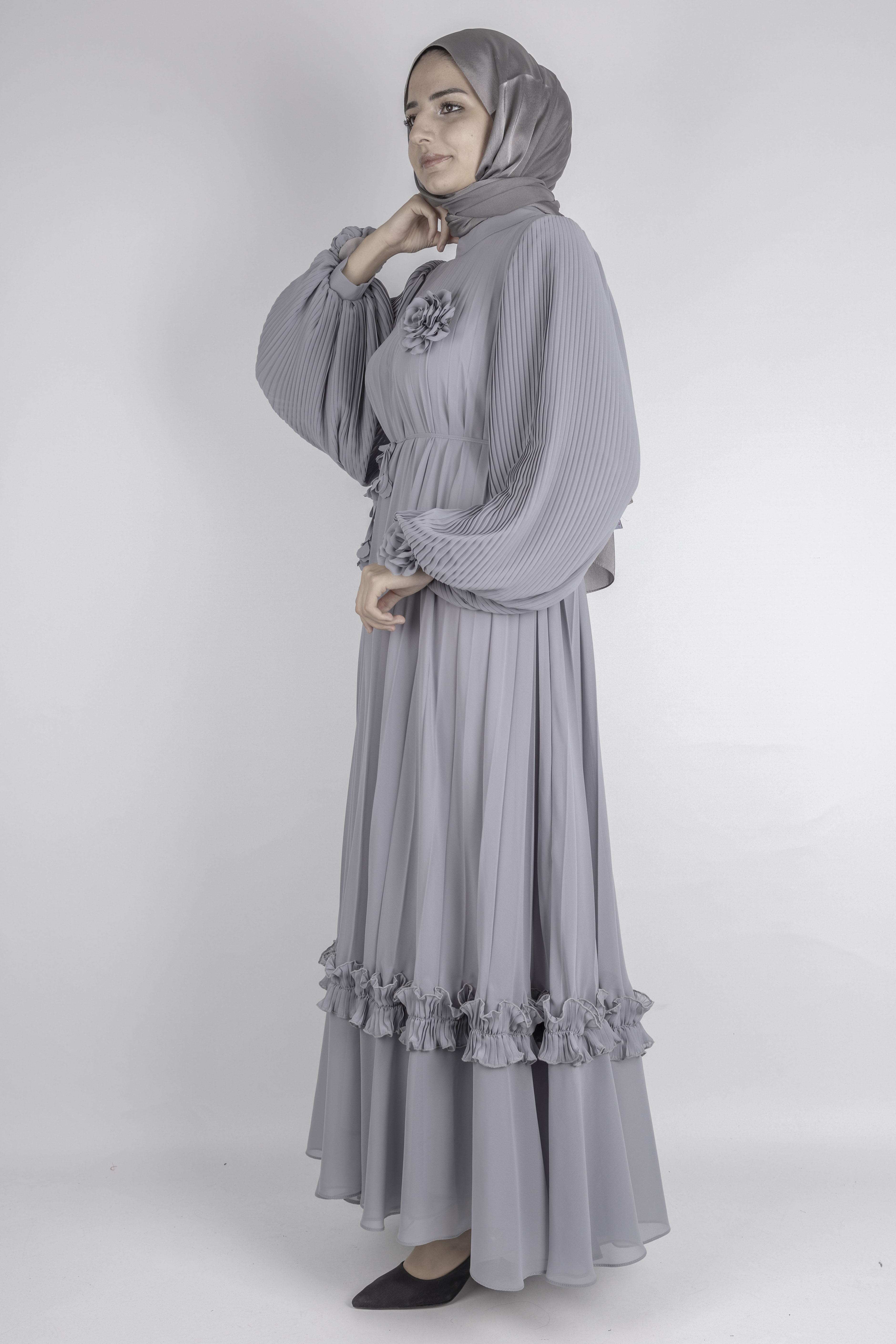 TASARIM BÜYÜK BEDEN  PİLİSELİ ŞİFON ELBİSE Gri OTW44136