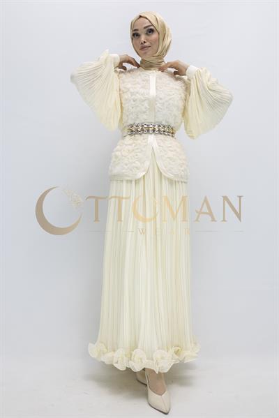 3D Gül Desenli Taş Detaylı Kuşaklı Pliseli Abiye Takım  Ekru OTW44908