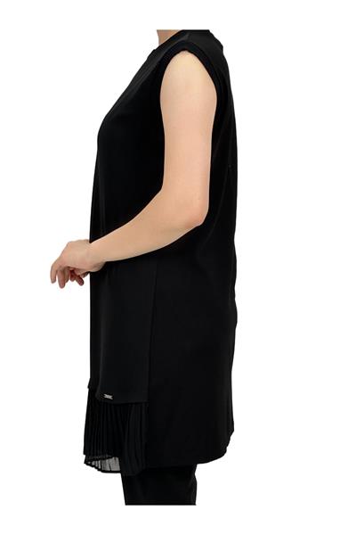 Büyük Beden Piliseli Kolsuz İçlik Siyah OTW876