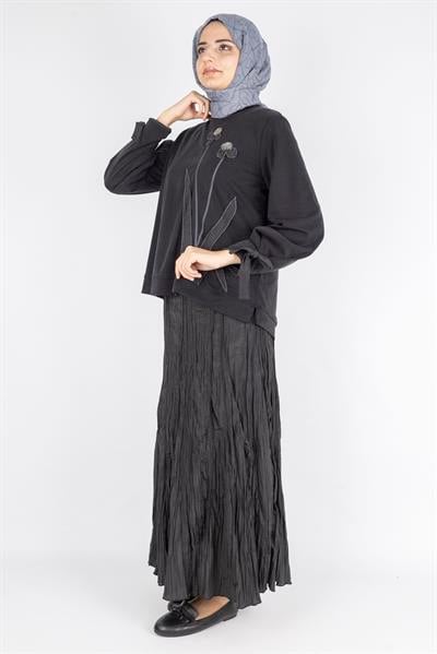 Aplike Detaylı Üst  Pileli Crinkle Etek Takımı Siyah OTW5959