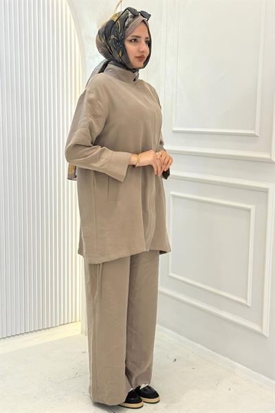 Armine Trend Sırt Detaylı Beli Lastikli Pantolonlu Takım Vizon OTW659