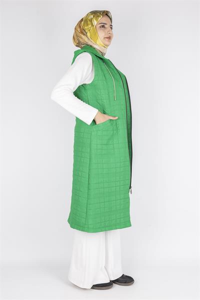 Ayarlanabilir İpli Kapüşonlu Dik Yaka Kapitone Yelek Benetton OTW4029