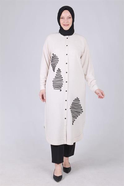 Behrem Büyük Beden Nakış İşlemeli Kap Bej OTW25096