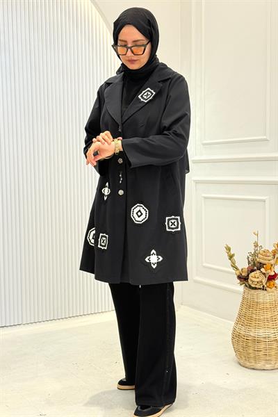 Büyük Beden Aplikeli Uzun Ceket Siyah OTW3966