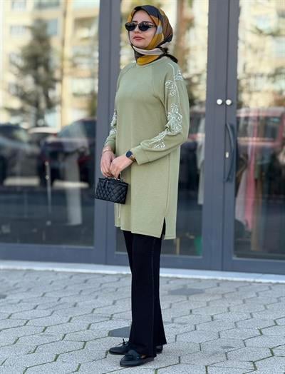 Büyük Beden İncili Nakışlı Tesettür Tunik Mint OTW2152