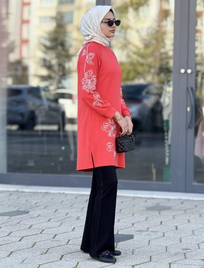 Büyük Beden İncili Nakışlı Tesettür Tunik Nar Çiçeği OTW2152