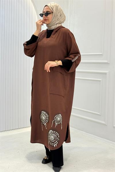 Büyük Beden Kapüşonlu Cep Detaylı Desenli Tesettür Elbise Kahve OTW4003