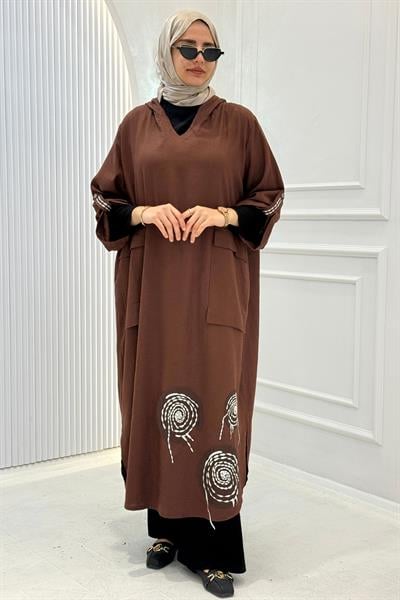 Büyük Beden Kapüşonlu Cep Detaylı Desenli Tesettür Elbise Kahve OTW4003