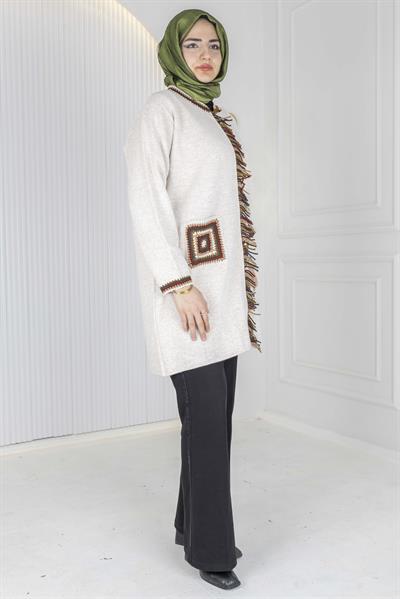 Büyük Beden Motif Cepli Püsküllü Triko Ceket Melanj Krem OTW9210