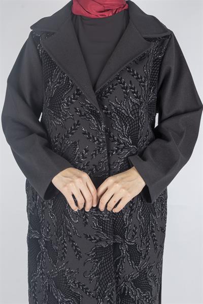 Büyük Beden Nakış Detaylı Tesettür Kaban Siyah OTW9358