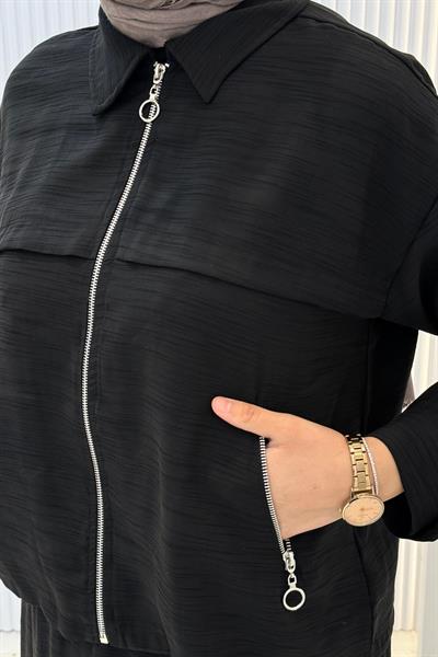 Cep Detaylı Fermuarlı Ceketli Etekli Takım Siyah OTW73097