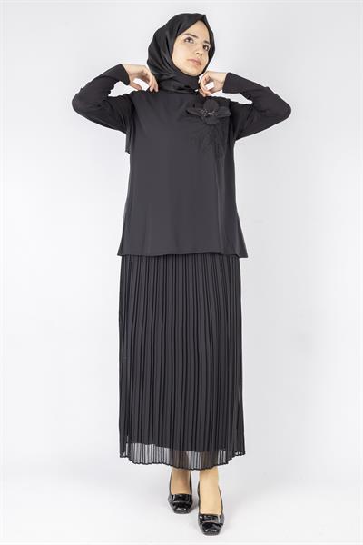 Çiçek Broş Detaylı Tesettür Tunik Siyah OTW571