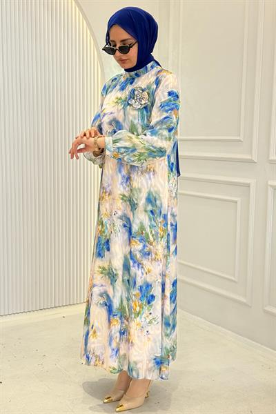 Çiçek Desenli Broş Detaylı Uzun Tesettür Elbise Mavi OTW1870