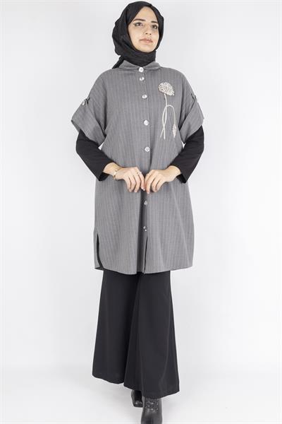Çizgili Taş Detaylı Tesettür Yelek Gri OTW103