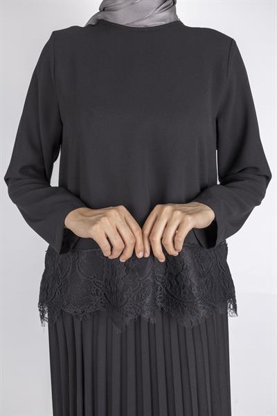 Dantel Detaylı  Krep Bluz Siyah OTW152