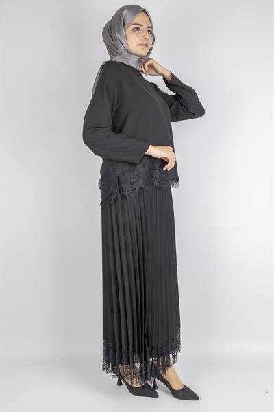 Dantel Detaylı  Krep Bluz Siyah OTW152