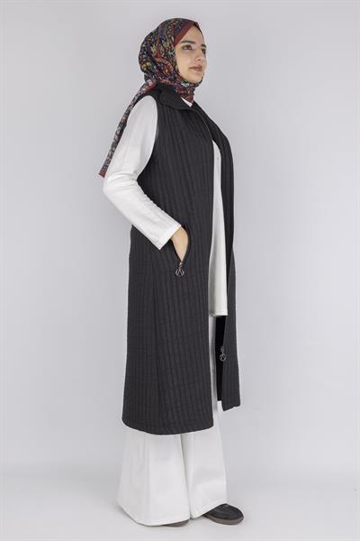 Dik Yaka Kapitone Uzun Kapüşonsuz Yelek Siyah OTW4030