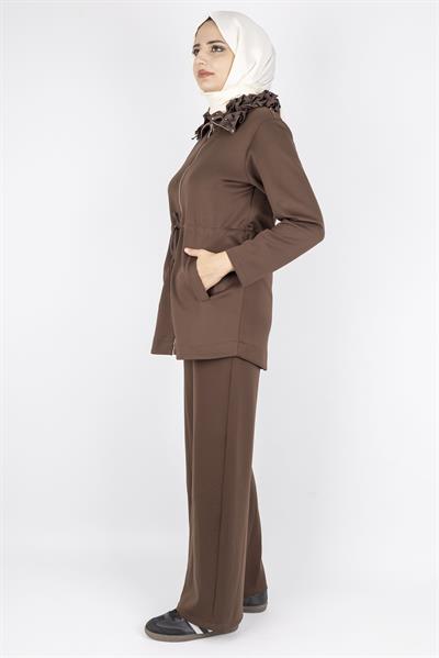 Fırfır Yaka Detaylı Pantolonlu Takım Kahve OTW8565