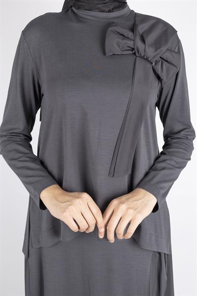 Fiyonk Detaylı Asimetrik Kesim Etekli Takım Antrasit OTW25534