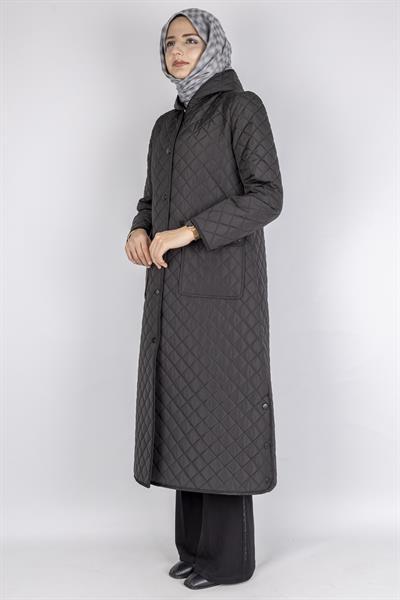 Kapüşonlu Çıtçıtlı Kapitone Tesettür Kap Siyah OTW36309