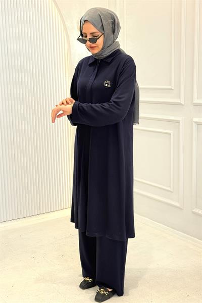 Modern Broş Detaylı Büyük Beden Pantolonlu Takım Lacivert OTW343