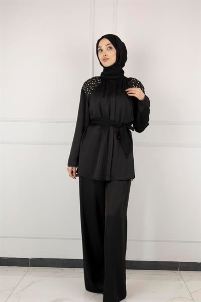 OMUZLARI TAŞ DETAYLI PANTOLONLU TAKIM Siyah OTW8481