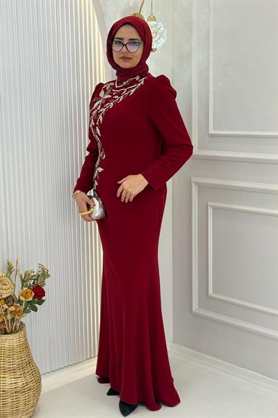 Prenses Omuzlu Asimetrik Taş İşlemeli Uzun Abiye Bordo OTW3135