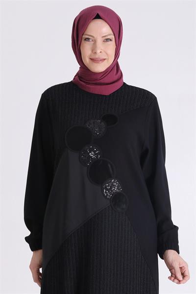 Pul Detaylı Asimetrik Tesettür Pantolonlu Takım Siyah OTW3551