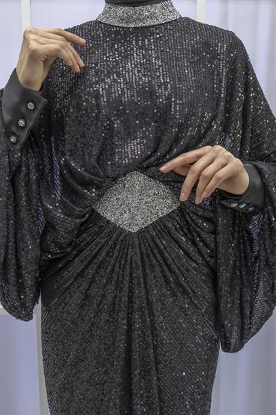 PULLU KEMER VE YAKASI TAŞ DETAYLI ABİYE ELBİSE Siyah OTW8113