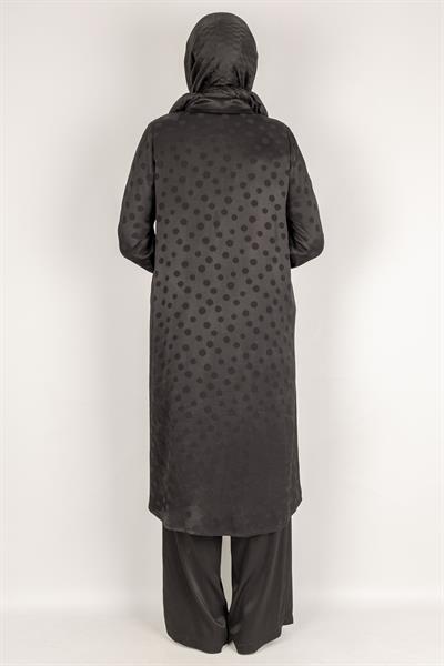 Qupra Kumaş Puantiye Desenli Tesettür Takım Siyah OTW45830