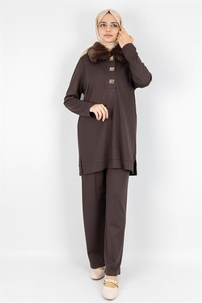 Şık Kürk Yaka ve Düğme Detaylı Tesettür İkili Takım Kahve OTW2687