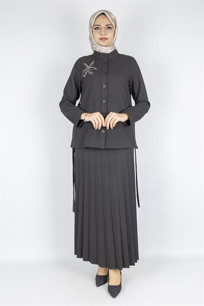 Taş Detaylı Pliseli Tesettür Takım Siyah OTW25556