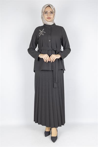 Taş Detaylı Pliseli Tesettür Takım Siyah OTW25556