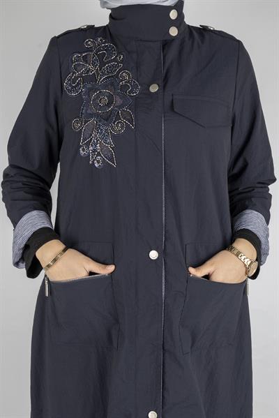 Taş İşlemeli Çıtçıtlı Büyük Beden Uzun Kap Lacivert OTW6065