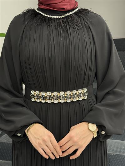 Taş Kemerli Uzun Piliseli Abiye Elbise Siyah OTW45303