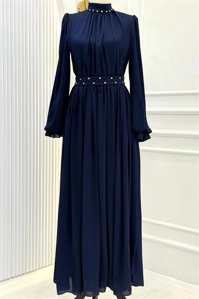 Taş Yakalı Kemer Detaylı Piliseli Tesettür Abiye Elbise Lacivert OTW4591