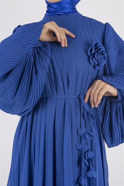 TASARIM BÜYÜK BEDEN  PİLİSELİ ŞİFON ELBİSE Saks OTW44136