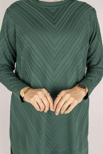 V Desenli Tesettür Merserize Tunik Yosun Yeşili OTW1035