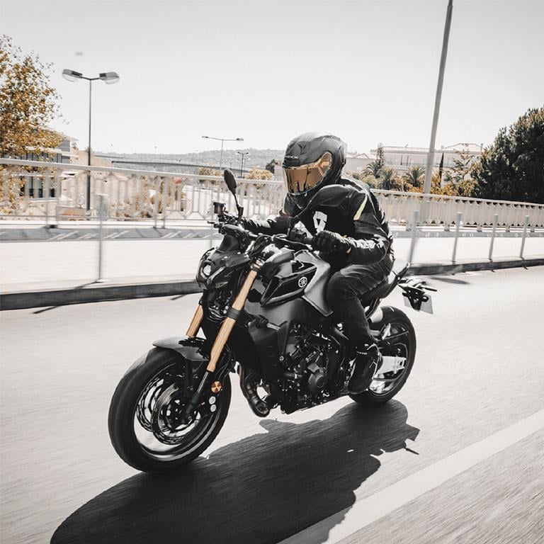 NEXX X.R3R GOLDEN EDITION KARBON MAT SİYAH-SARI KASK