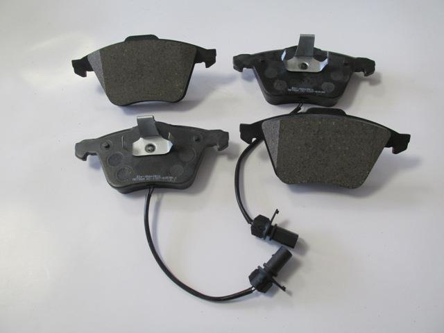 AUDI A4- 05/08; ÖN FREN BALATASI 2,0TFSI/2,7TDI(2KABLOLUDİSK)(155.2x72.7x19.3/15;6.4x73x19.3(BRAMAX)