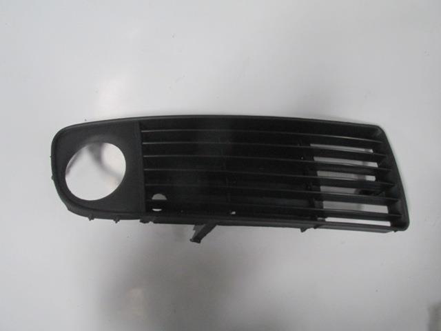 AUDI A6- 98/01; SİS KAPAĞI SAĞ SİYAH (SİS DELİKLİ) (TW)