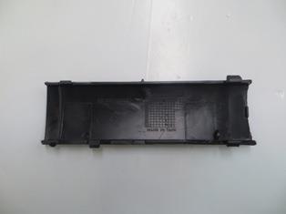 BMW 3 SERI- E36- SD/COUPE- 94/98; ÖN TAMPON ÇEKİ DEMİRİ KAPAĞI SİYAH (TYG)