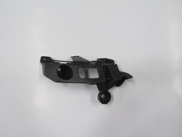 CITROEN C3- 16/20; ARKA TAMPON İÇ BAĞLANTI BRAKETİ SOL PLASTİK