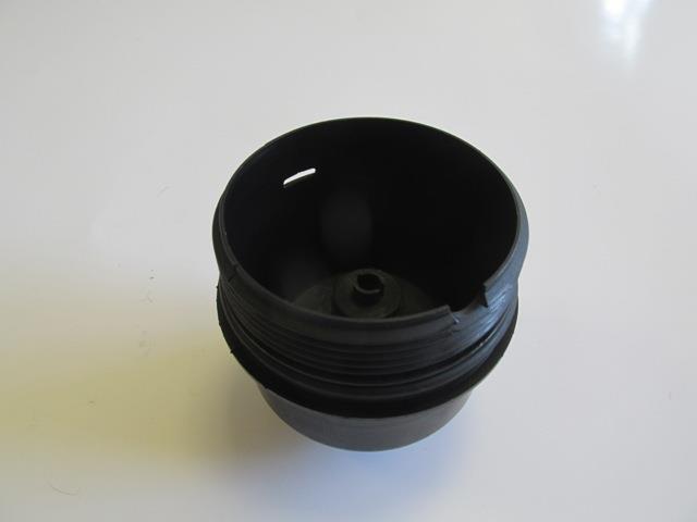 FIAT PUNTO- 03/06; MOTOR YAĞ FİLTRE KAPAĞI (1.3 JTD) (PLASTİK)